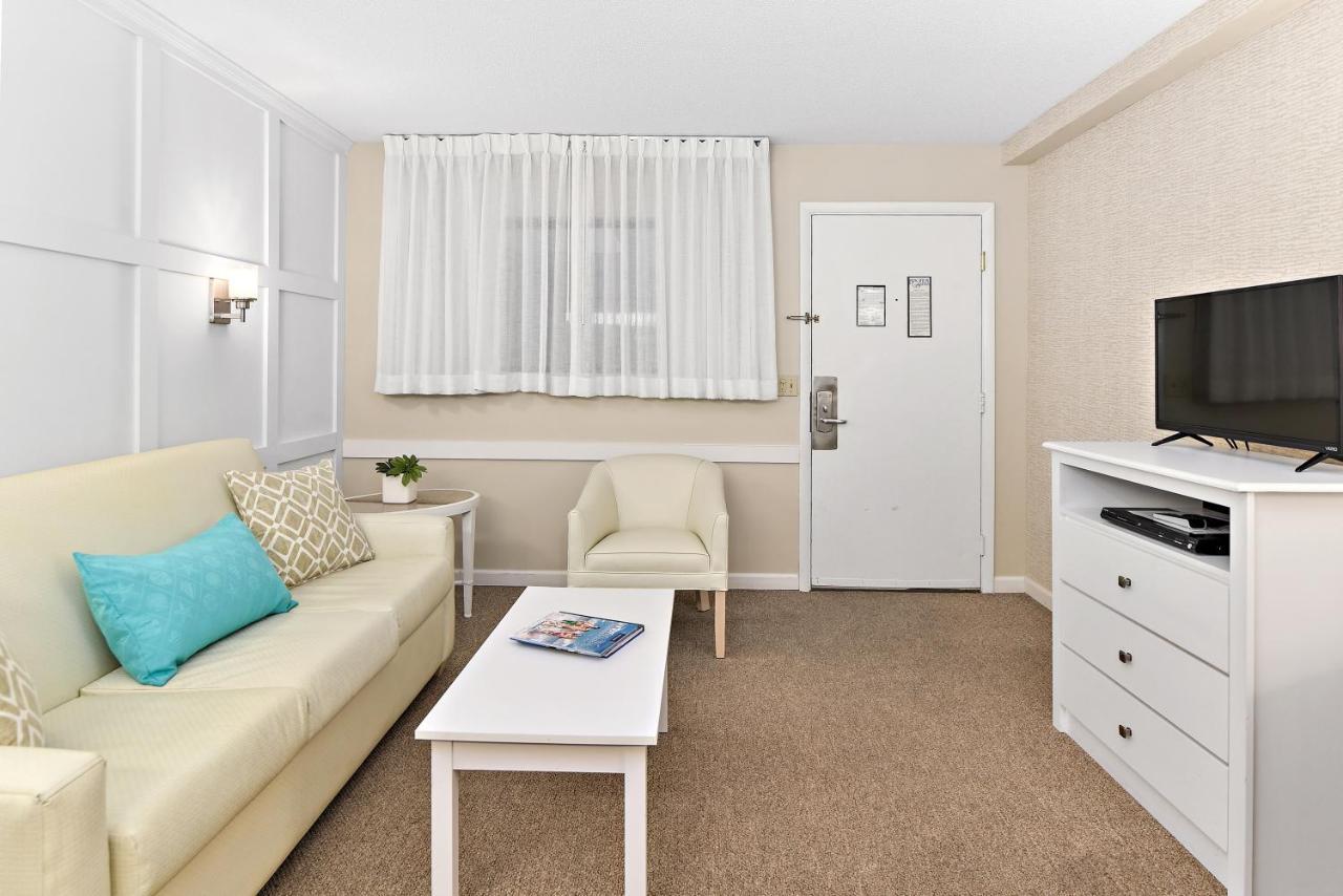 Brighton Suites Hotel Рехобот Бич Экстерьер фото